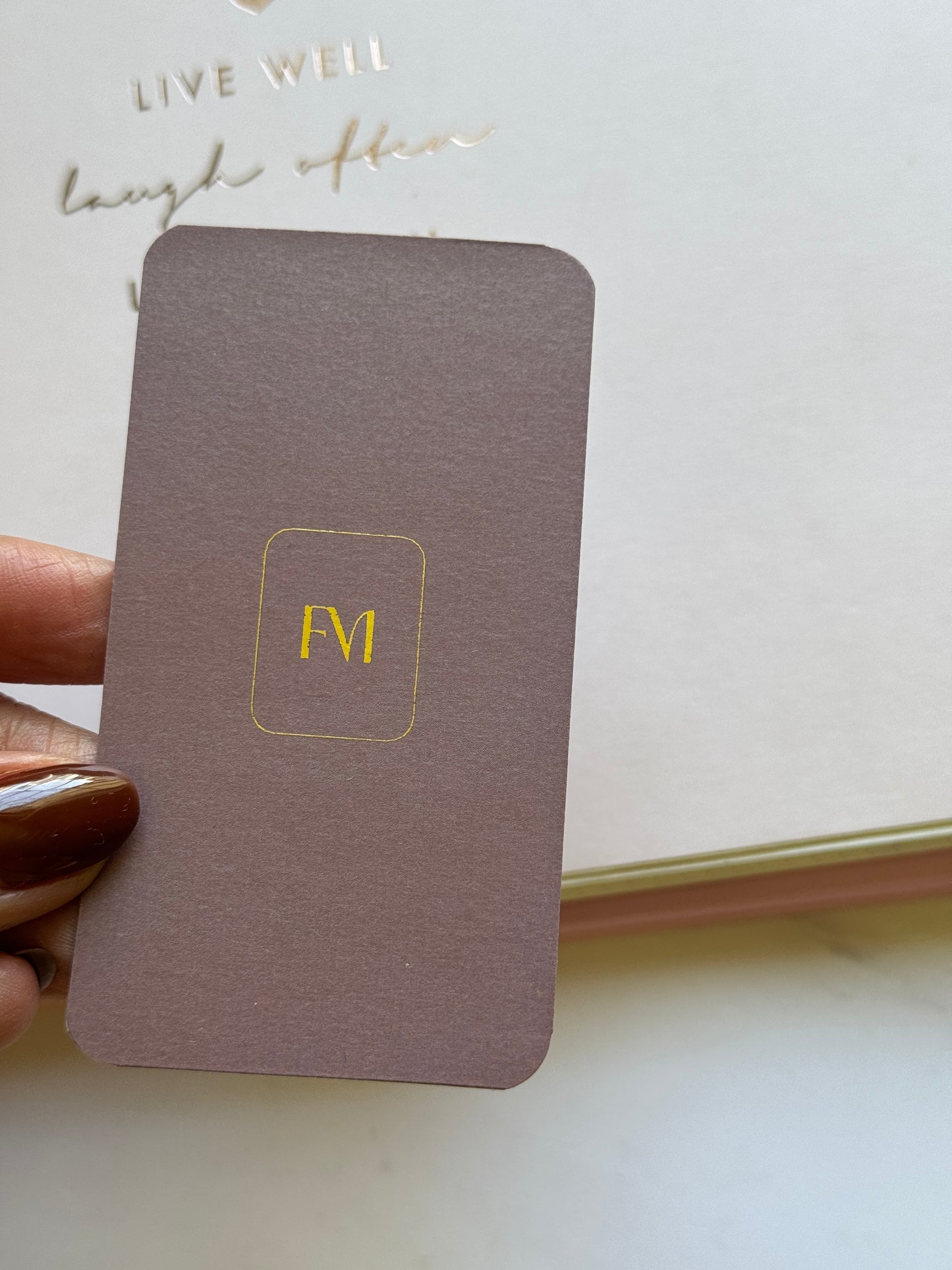 TARJETAS DE PRESENTACIÓN CON ACABADO FOIL, HOTSTAMPING Ó BAJO RELIEVE