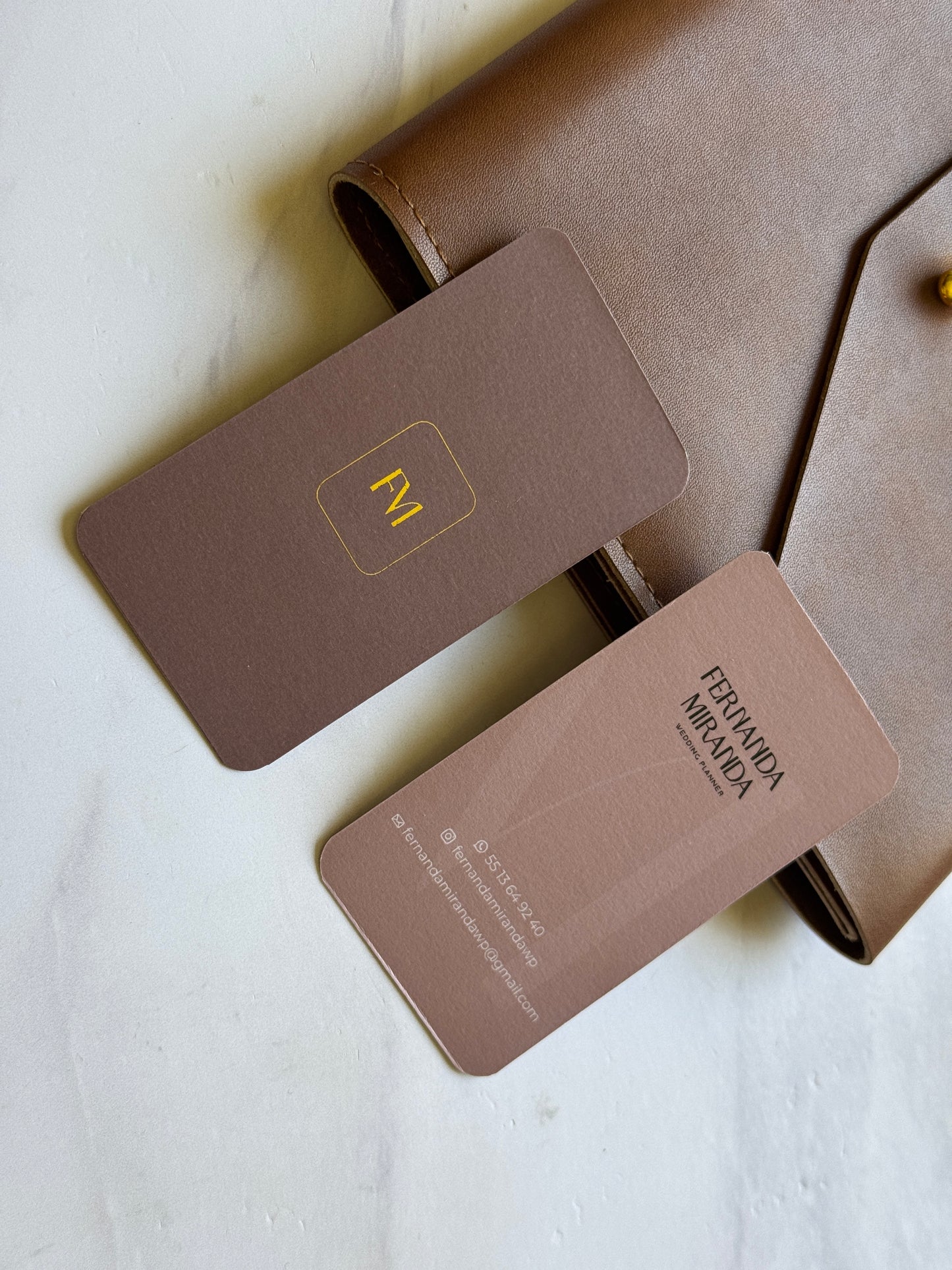 TARJETAS DE PRESENTACIÓN CON ACABADO FOIL, HOTSTAMPING Ó BAJO RELIEVE